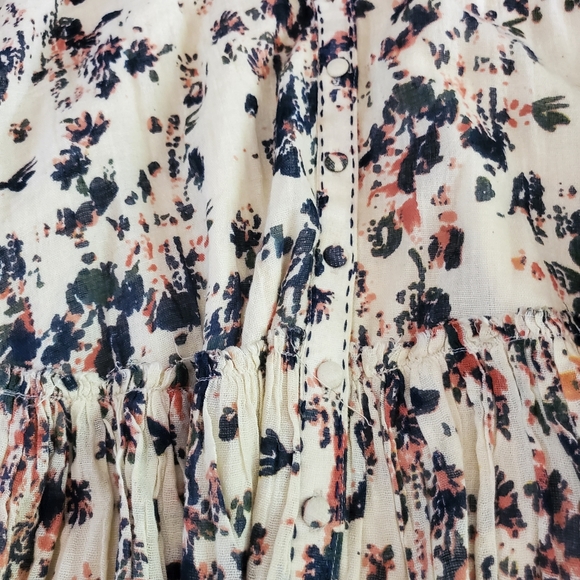 Free People Oversized Floral Print Off Shoulder or On Top - Picture 9 of 16
